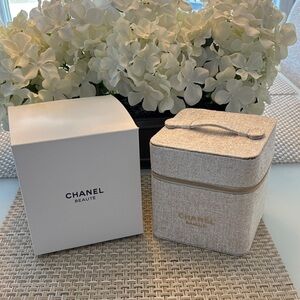 Chanel Beaute Vanity White & Gold Travel Cosmetic Case with handle